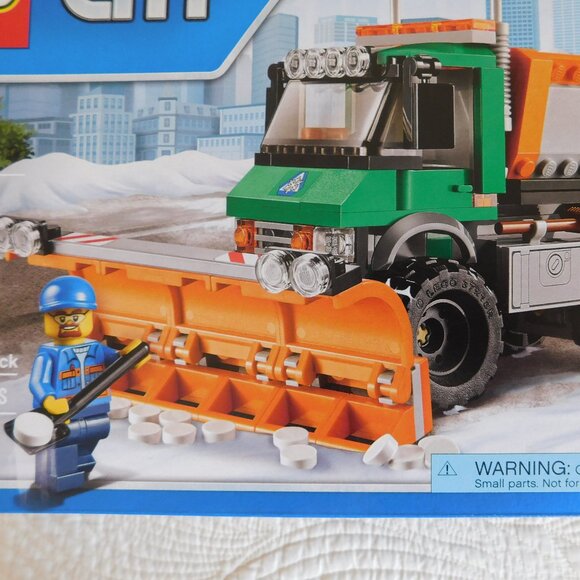Lego City Snowplow Truck building set 60083 w/ detachable blade 196 pieces NISB - Picture 2 of 16